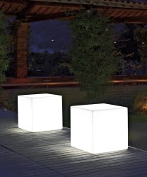 Kube light stool 50x50x50 cm wit met verlichting made by Euro3Plast